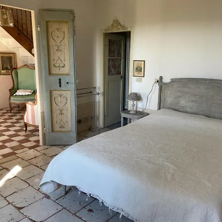 Tatil Evi Cavoleto 2 Bedroom House With Huge Patio